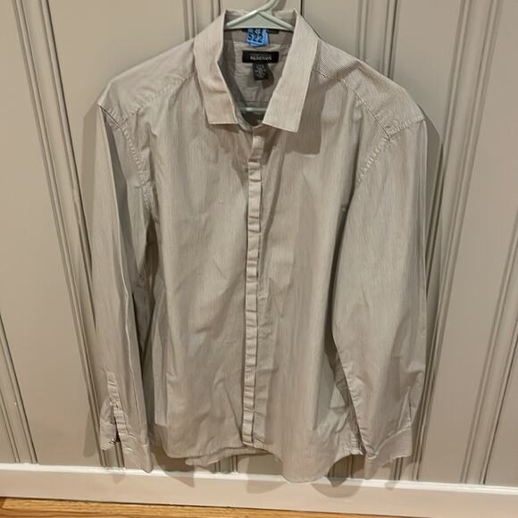 Kenneth Cole reaction slim fit button down large - Picture 3 of 7